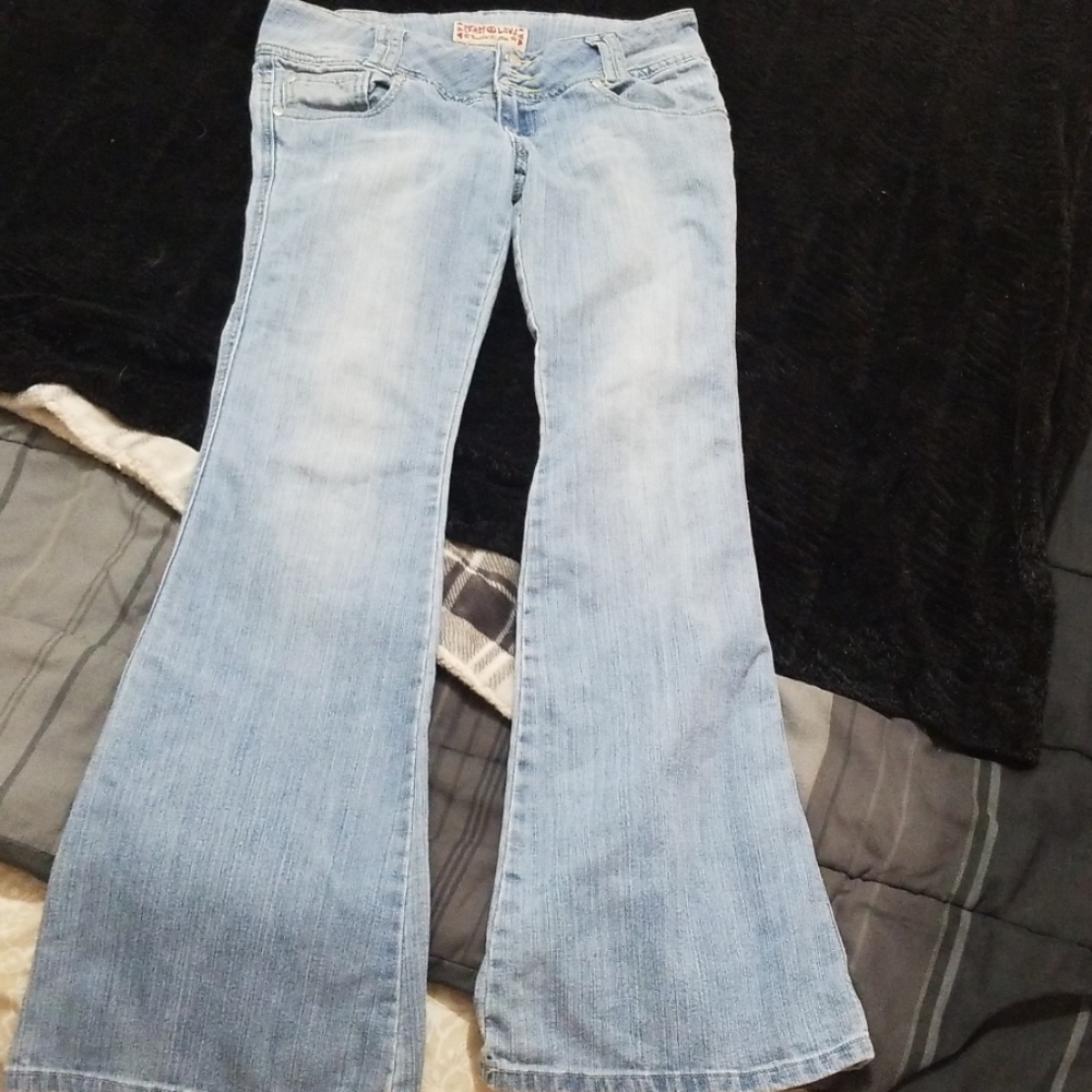 Jeans - Picture 2 of 3
